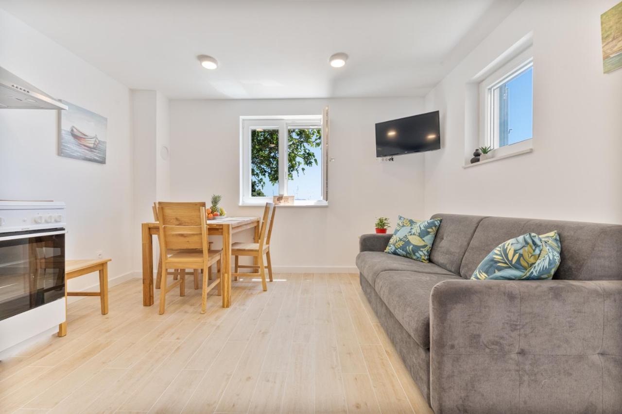 Seaside Cottage Maslina Gdinj Ngoại thất bức ảnh